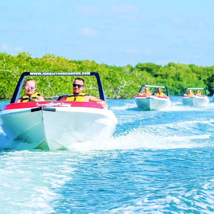 Jungle Tour Couple